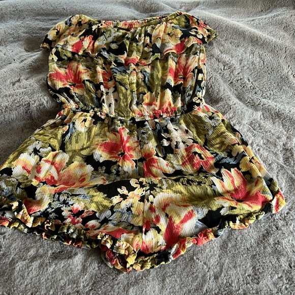 Billabong Gauze Romper - Picture 3 of 3